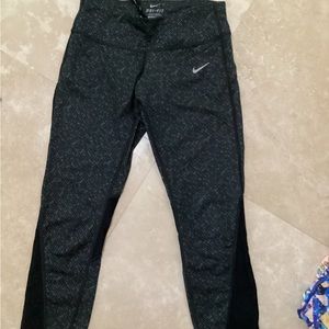 Nike Dri fit workout pants/leggings